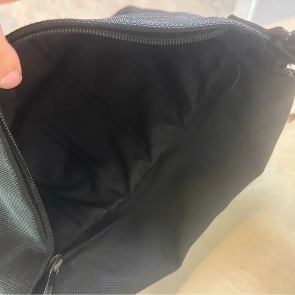 TUMI Messenger Bag Ballistic Nylon and Full-Grain Leather 4367 + Tavel Pouch